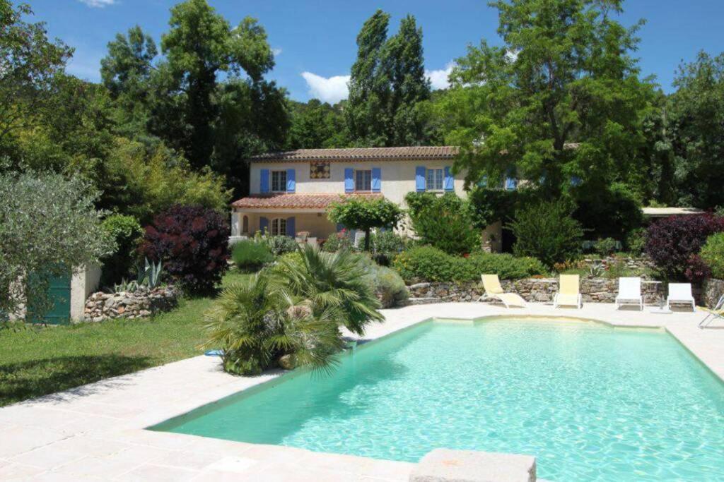 Bastide Derroc Villa Cotignac Exterior photo